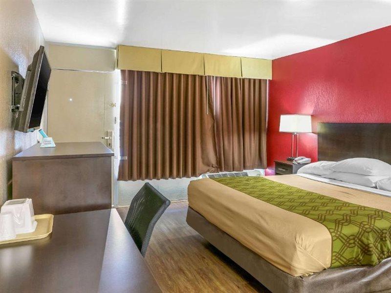 Econo Lodge Shorewood Extérieur photo